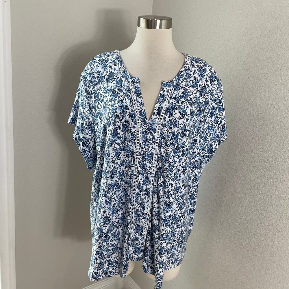 Tommy Hilfiger Womens Plus 3X Blue Floral Split V Neck Crochet Trim Blouse Top